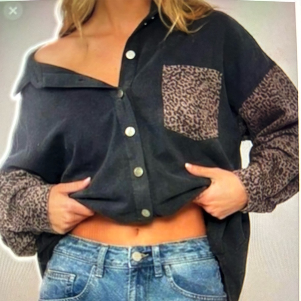 POL Oversized Black & Leopard Print Denim Shacket Size Small